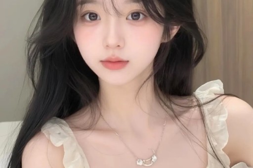 冉莹颖人设崩了想和邹市明收入AA女方账号被冲 网友神评太扎心