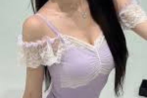 “假洋牌”优思益翻车事件：网红集体致歉背后的品牌包装术与流量陷阱